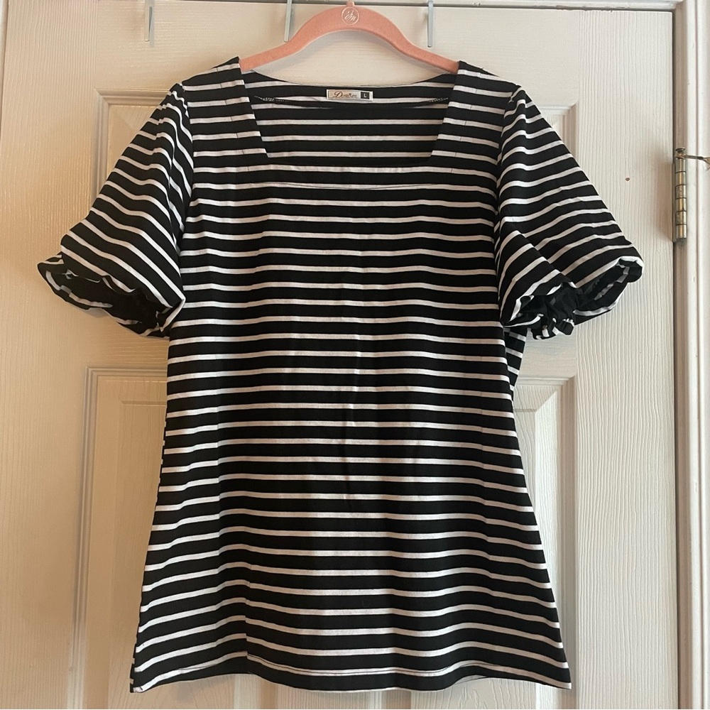 DOROSE Size Large Black White Stripe Short Sleeve Puffy Sleeve Tee